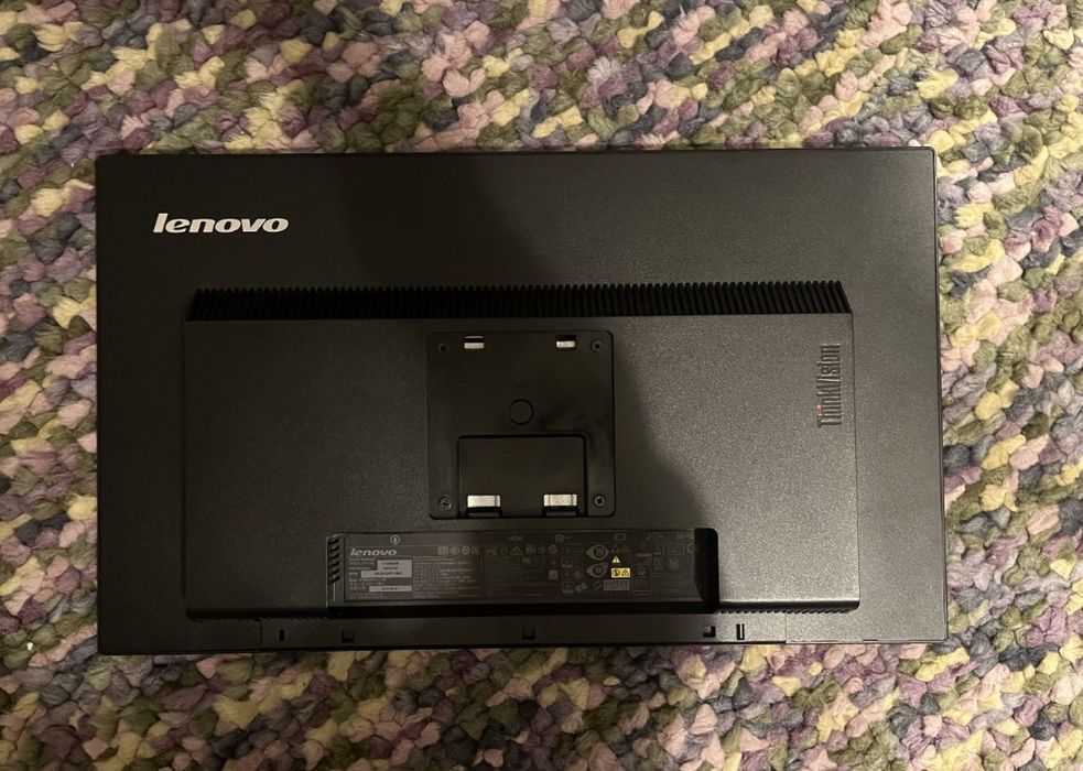 Monitor Lenovo Thinkvision