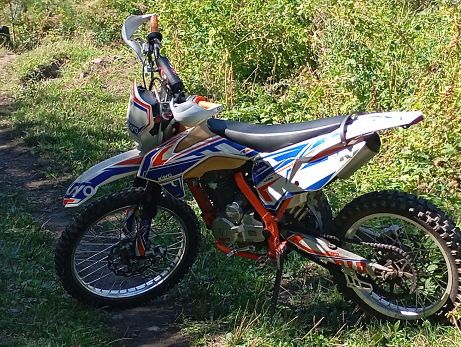 Индуро матоцикл ..