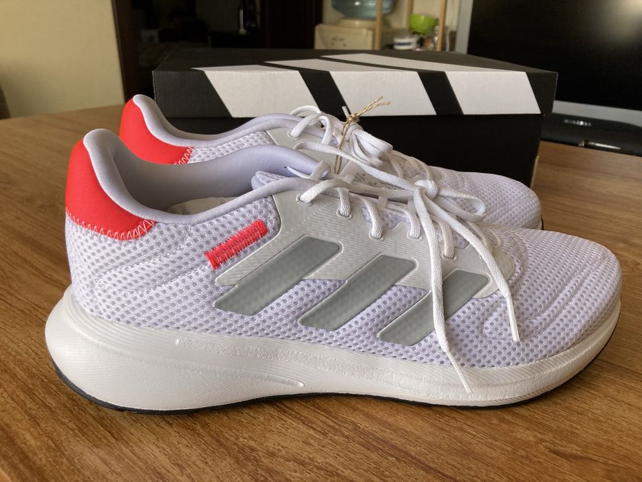 Мъжки оригинални маратонки Adidas Response Runner U