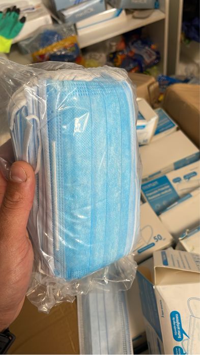 Маски голубые ………………………………………………………………..