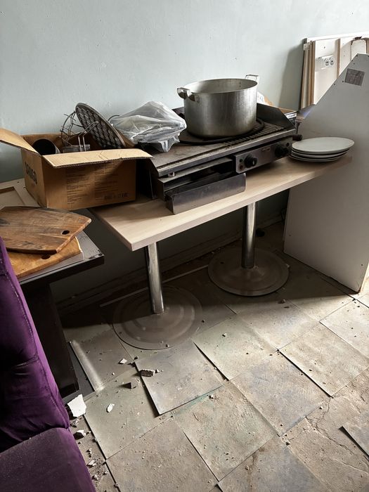 Мебель для кафе  столы диваны оптом