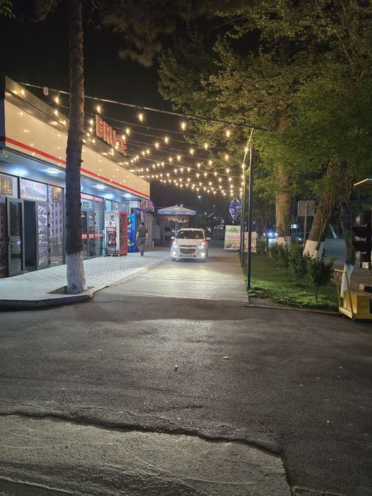 Dekorativniy ko'cha chiroqlari urnatish xizmati