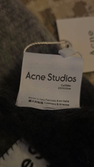 Fular Acne Studios