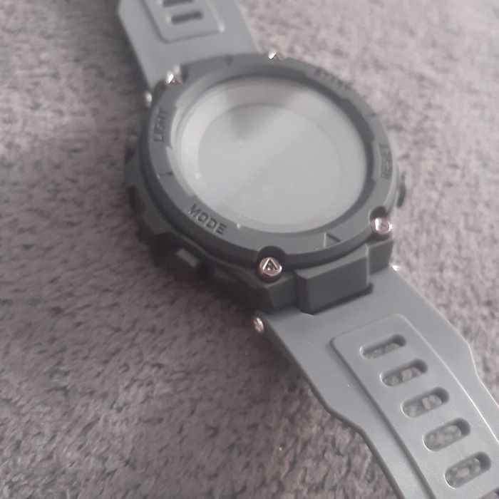 Мъжки спортен часовник лот електронен, воден