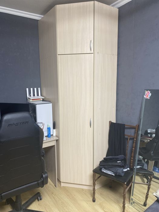 Шкаф для одежды б/у