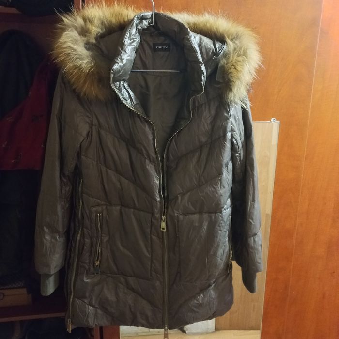 Продам женский пуховик