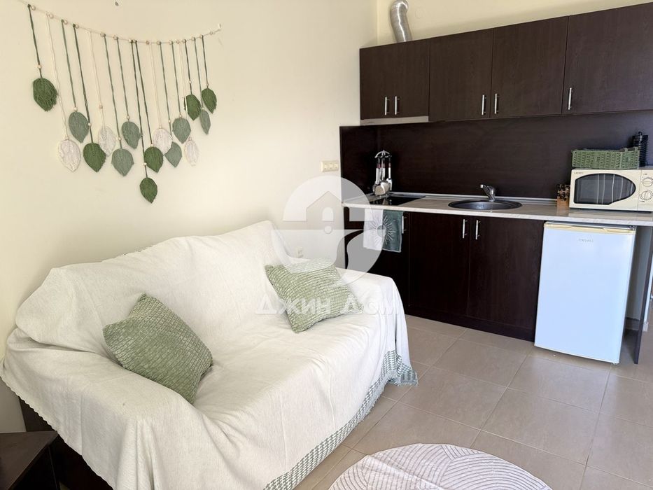 Продава се Едностаен апартамент в к.к. Слънчев бряг - 40 кв.м за 1300 €/кв.м - Снимка #2