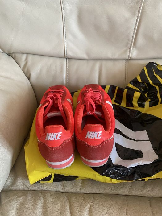 Дамски маратонки Nike като нови