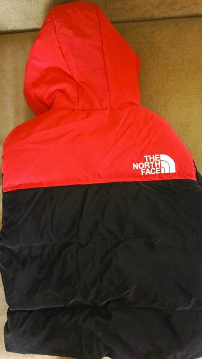 Продам детскую куртку