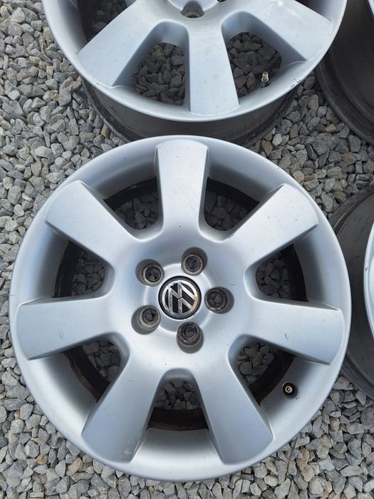 5x100.16цола.6.5j ET42. Оригинални VW