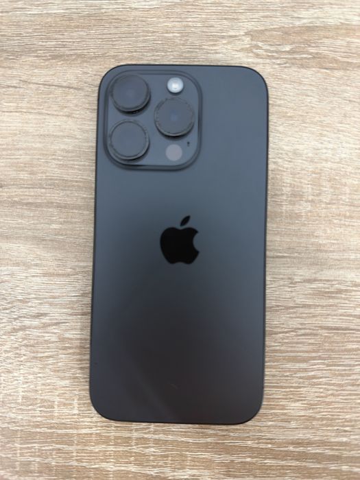 Vand iphone 15 pro impecabil
