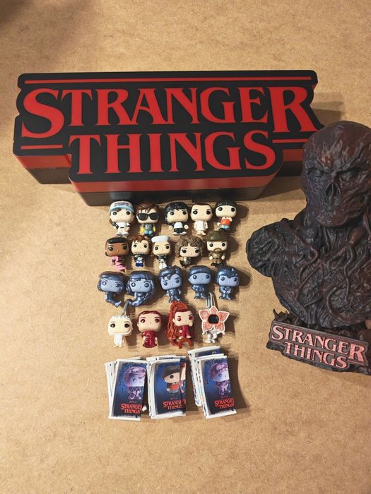 Stranger Things Kinder Joy фигурки