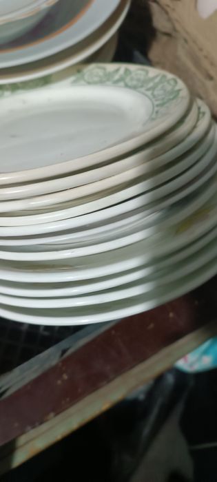 Продам торелки разные