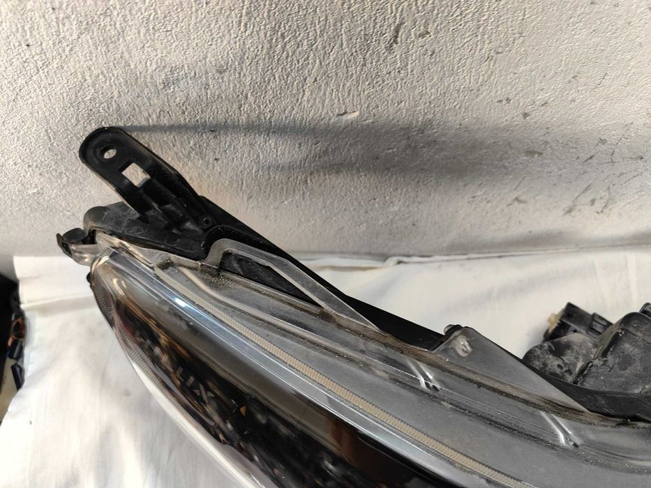 Оригинален фар Тойота  Toyota Hilux 2018