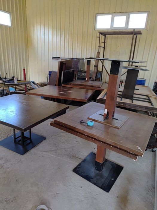 Стол обеденный для кафе