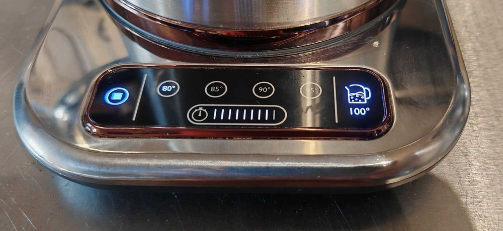 ВИДЕО * Електрическа кана Breville Selecta * Избор 80/85/90/95/100°C | 1.7 л | 3 kW бързо кипене | Цифров контрол | Матирана неръждаема стомана VKT159
