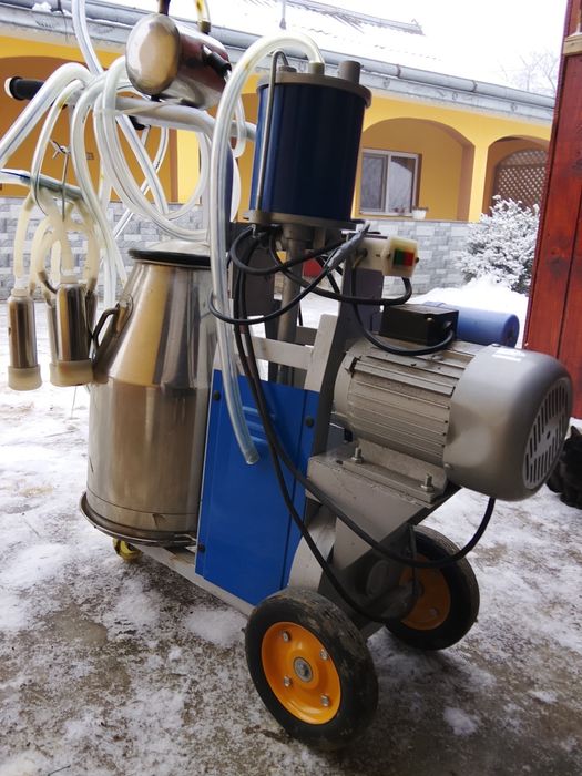 Vând mulgătoare de vaci nou, impecabilă