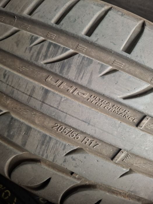 205/55R17 Tigar uhp