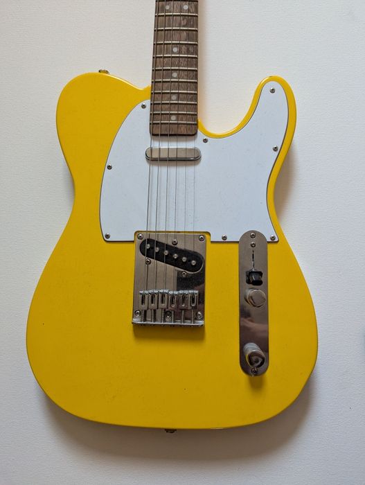Chitara electrica Squier FSR Affinity Telecaster