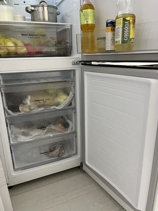Продаю холодильник LG GA-B429SQUZ