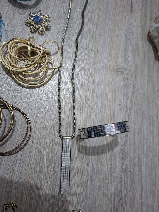 Set de bijuterii elegante