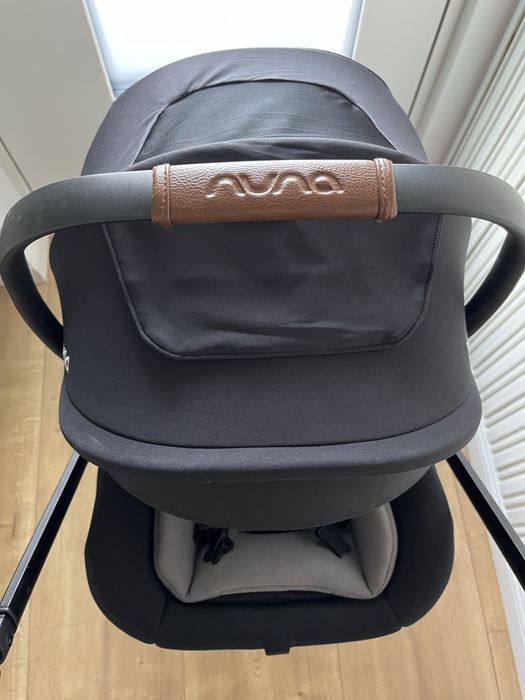 Nuna Triv Ellis 3 în 1 + scoică ARRA – ediție limitată, premium