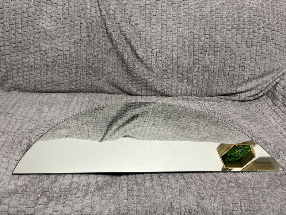 Oglinda semicerc Tulup