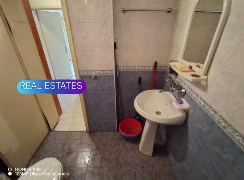 Дава се под наем Двустаен апартамент в София, Борово - 70 кв.м за 382.5 € - Снимка #9