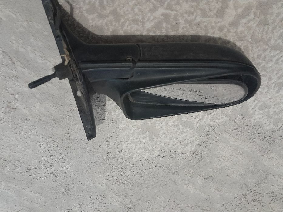 Зеркало на мазда 323