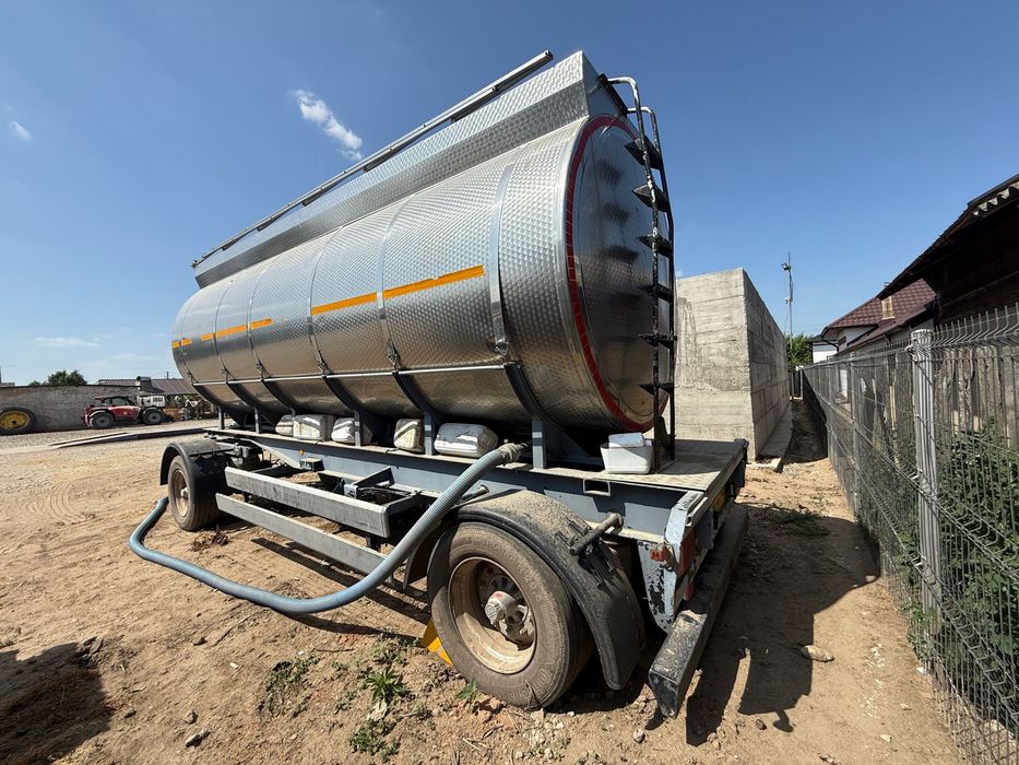 Cisterna/remorca inox izolata pentru transport UAN/apa in agricultura