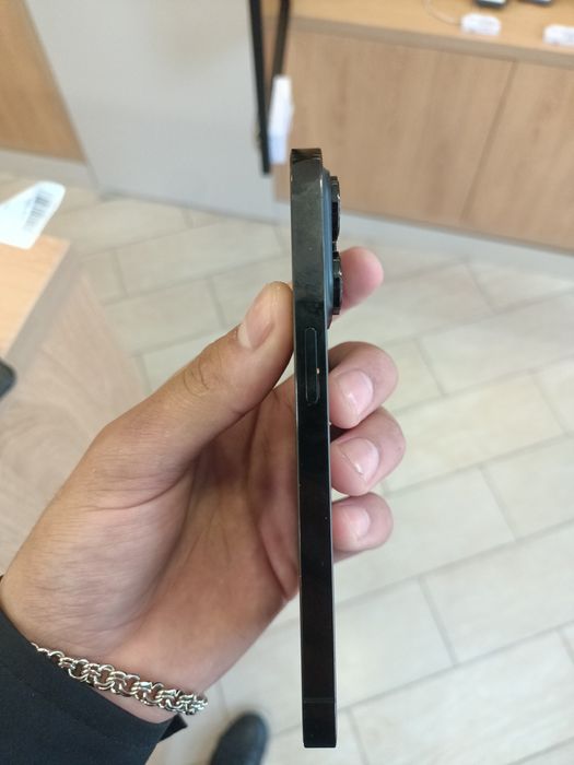 iPhone 15 128 Гб