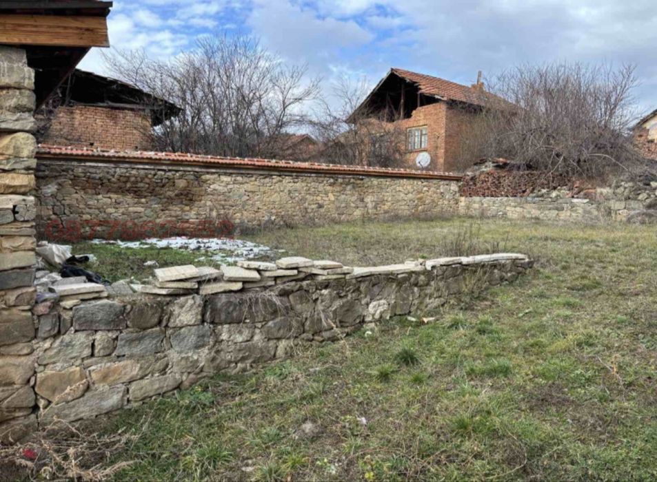 Продава се Парцел в София, Център - 503 кв.м за 120 €/кв.м - Снимка #2