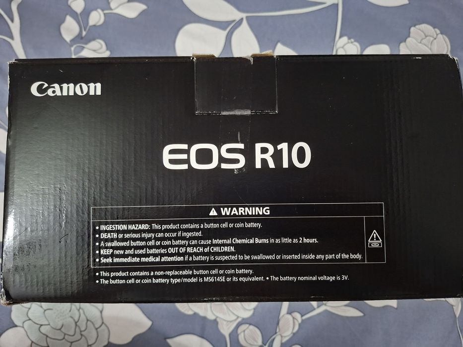 Aparat Canon eos r10
