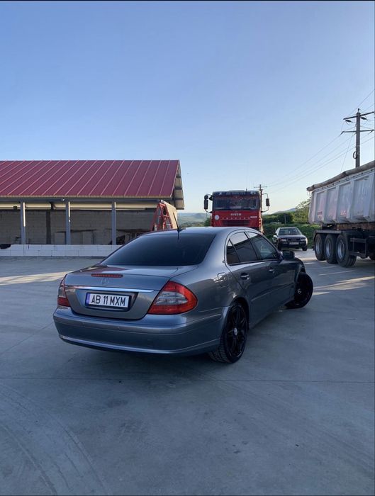 Mercedes E-class w211