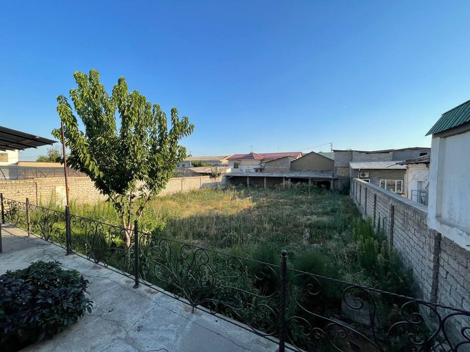 Yangihayot tumanida yer sotiladi!
5sotixdan 2ta yonma yon (10sotix) 2/