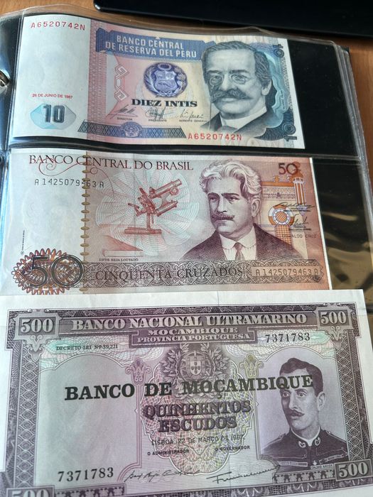 Vand 200 nr din colectia Hachette ,,Monede si bancnote de pe glob’’