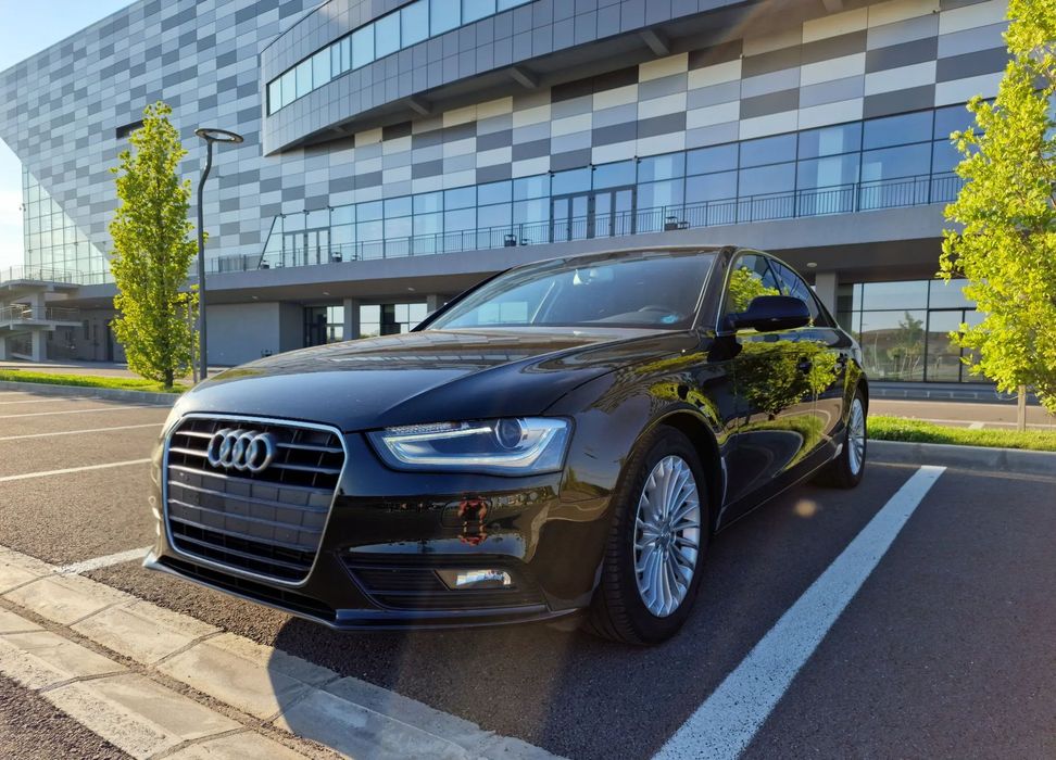 Audi A4 Limuzina Vand Audi A4, 2.0 TDI, 177 cai