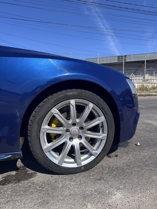 Jante originale  Audi a5 r18 anvelope iarna