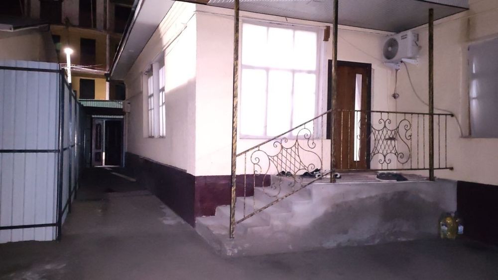 Срочно сотаман 3,5 соток 5 хона Яшнабод тумани ориентир Почта