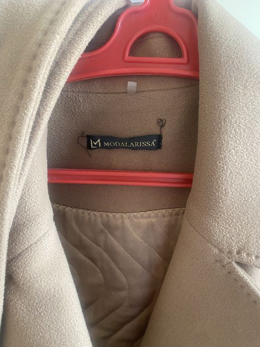 Пальто продаю почти новый