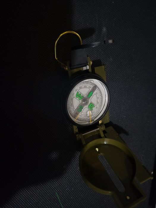 Продаю компас военный