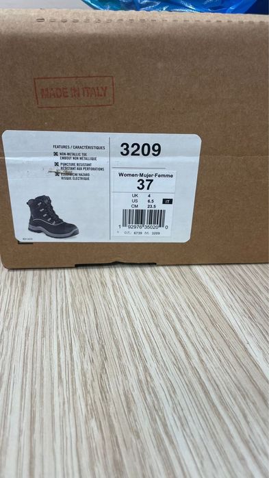 Спецобувь RedWings