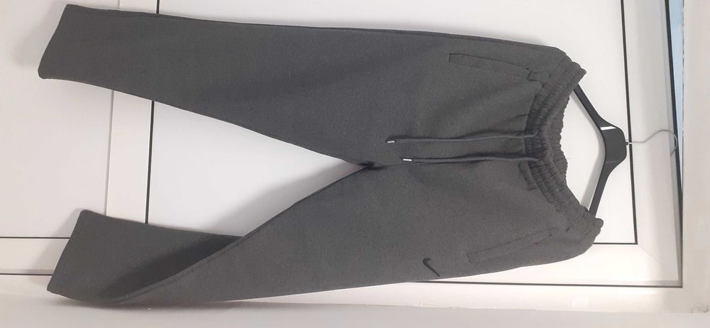 Мъжки ватирани спортни панталони на Найк