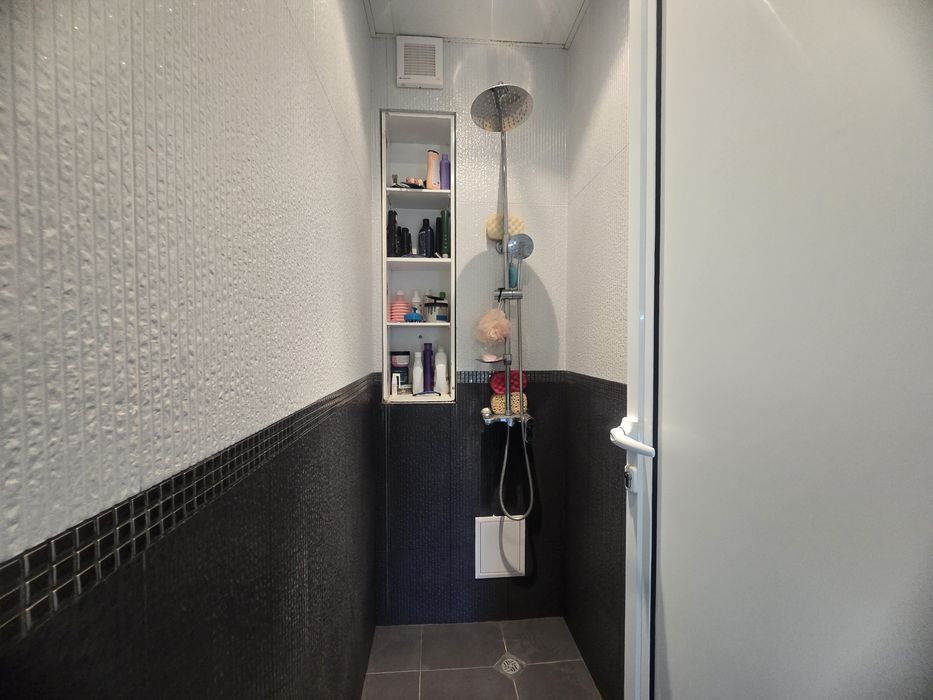 Продава се Тристаен апартамент в Бургас, Славейков - 98 кв.м за 1888 €/кв.м - Снимка #10