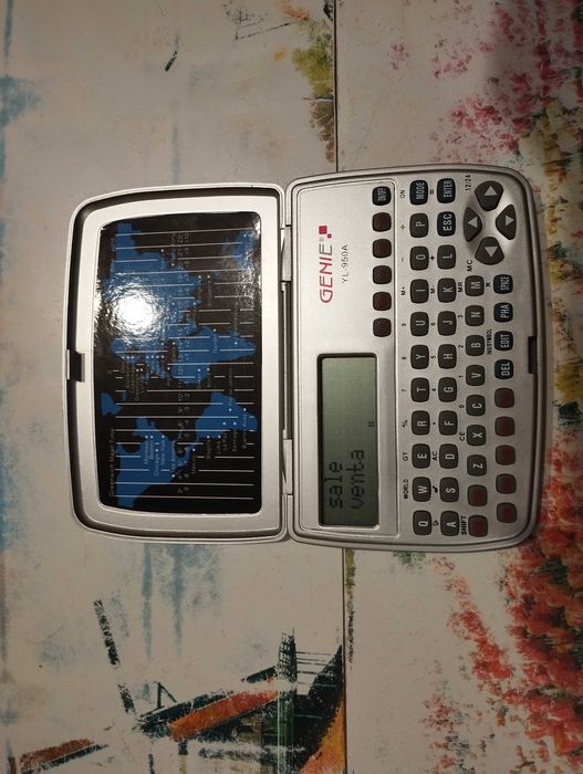 Електронен преводач GENIE yl-950a, работещ