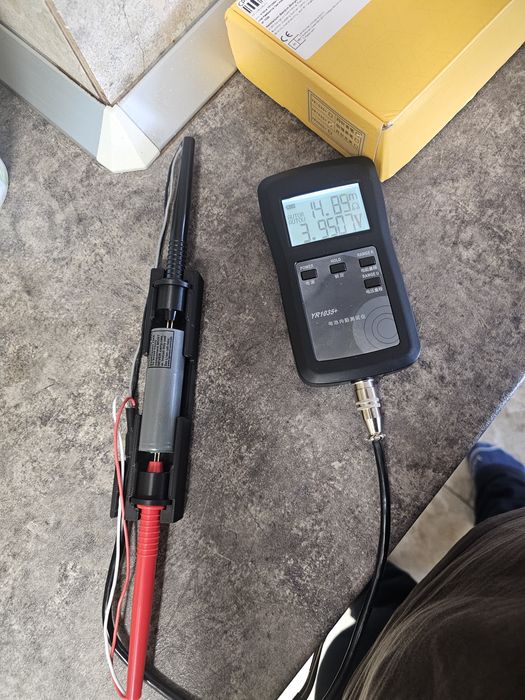 Tester Rezistenta interna baterii