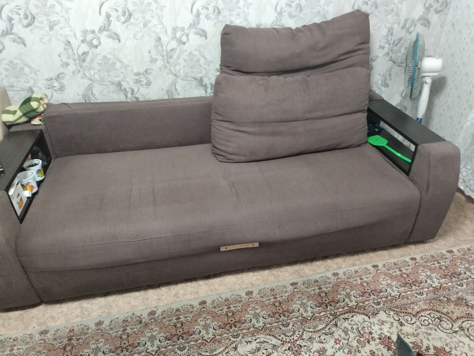 Продам диван ,б/у