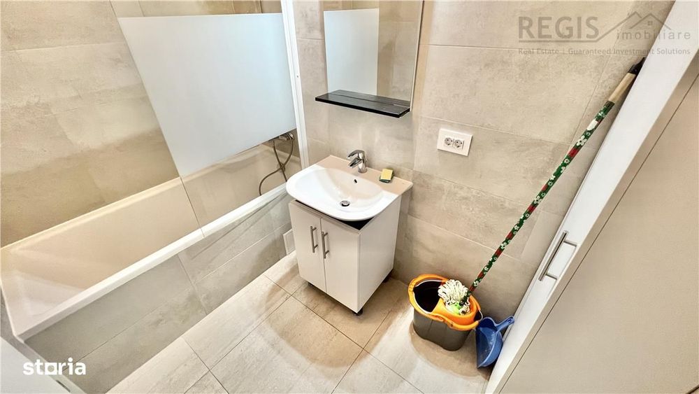Apartament luminos si spatios Coresi Kasper