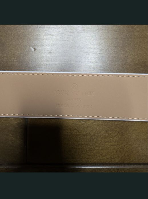 Vand curea Louis Vuitton