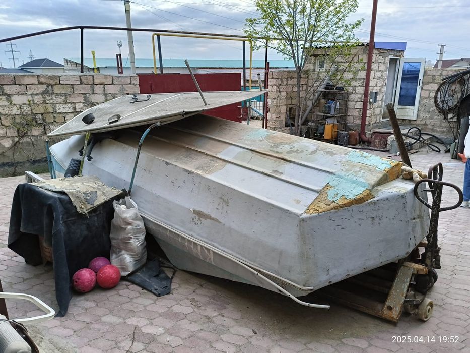 Лодка с прицепом